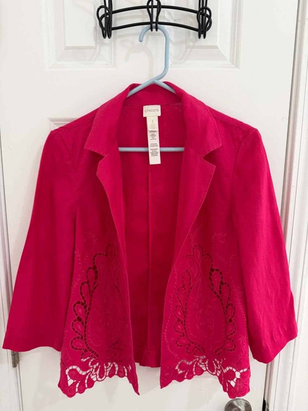 Chico's Bright Fuchsia Open-Front Embroidered Blazer Size 1